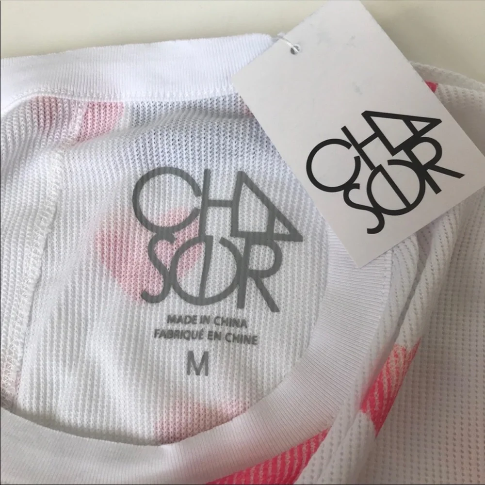 NWT Chaser White with Pink Ombré Hearts Thermal Knit Crew Neck Long Sleeve Shirt - Picture 13 of 15